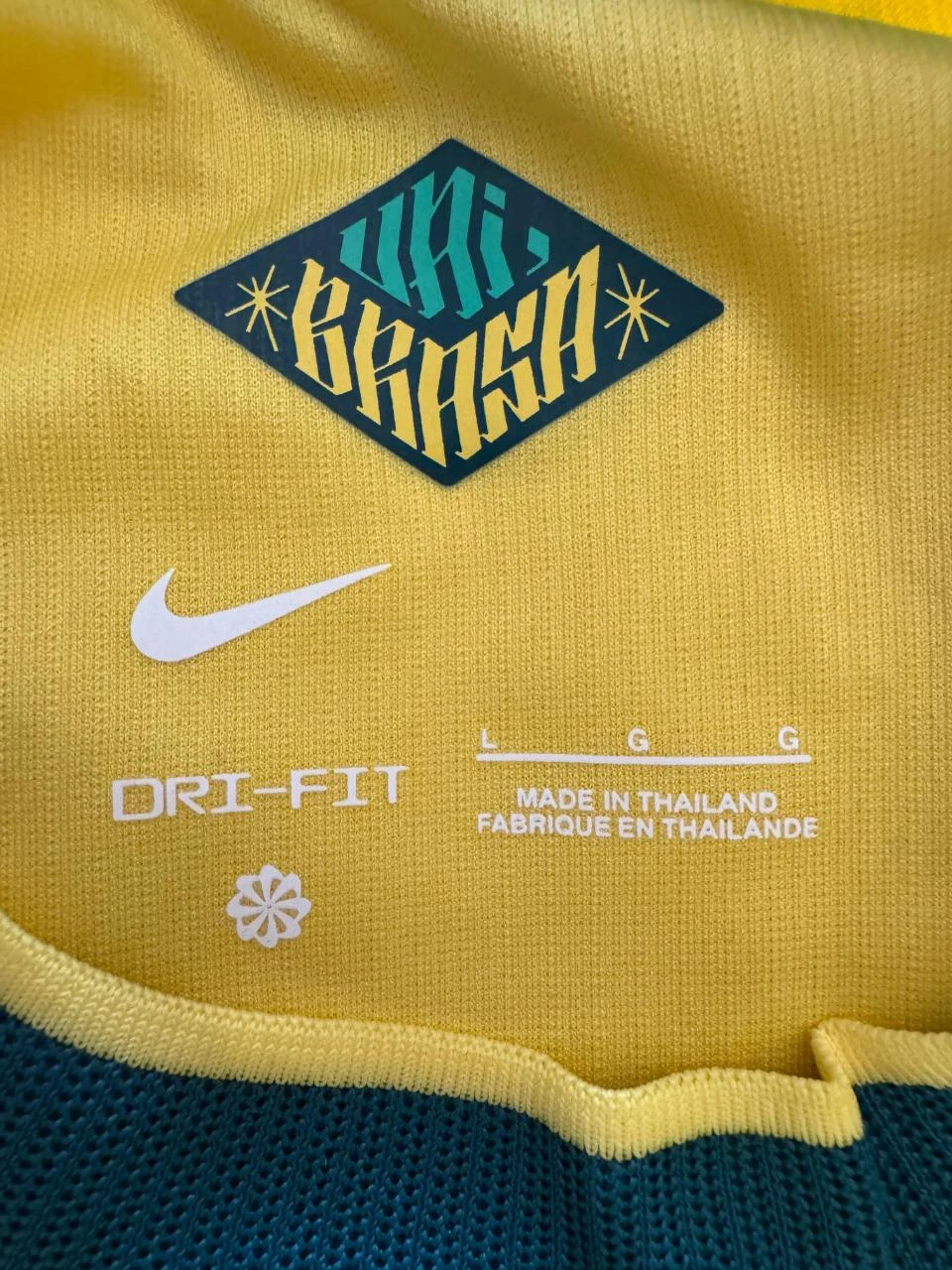 Camisola Seleção do Brasil 26 | Equipamento Principal | Tamanho L – photo 2